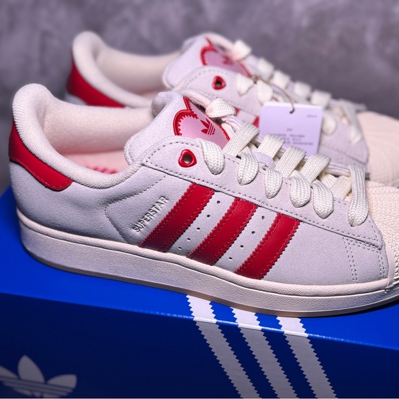 NWT Adidas Superstar ll red and pink heart - Picture 9 of 11